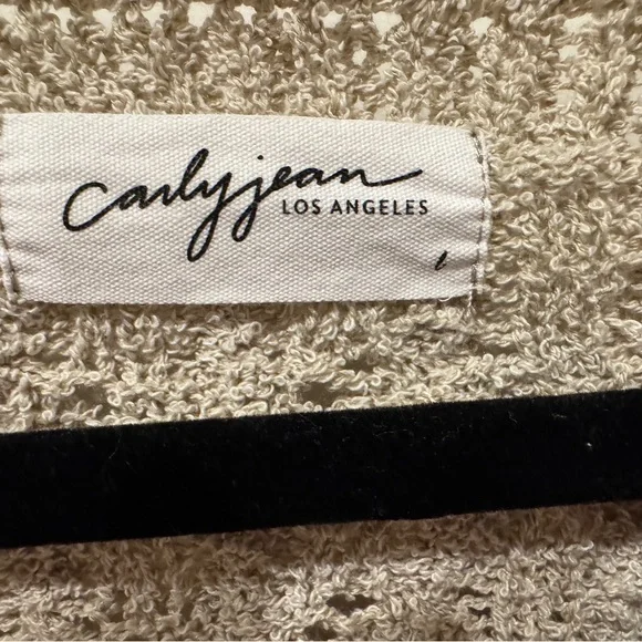 CARLY JEAN LOS ANGELES CJLA Knit V-Neck Sweater - Picture 6 of 6
